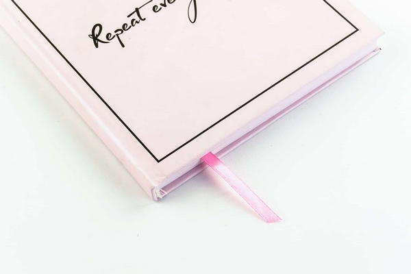 Брендовані блокноти: в чому їх переваги та як вони мають виглядати