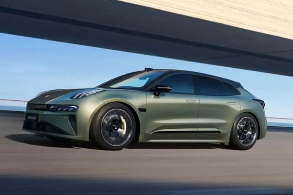 Обновленный Zeekr 001 (2026) уже в предзаказах: История модели, ставшей хитом в Украине