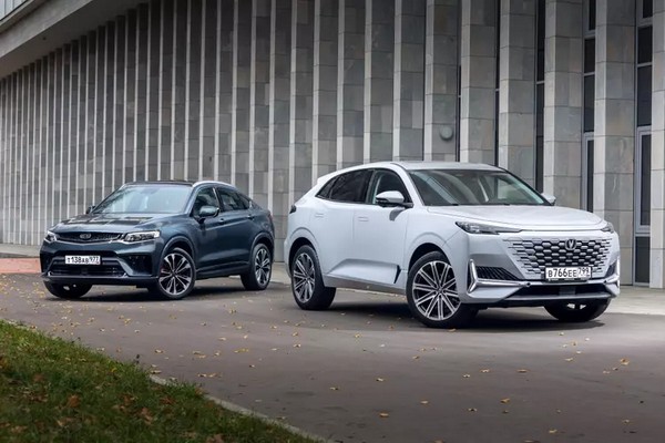 Цветовая динамика: как серый сместил белый с трона самых популярных авто в Украине