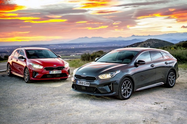 «Шутка с подтекстом»: как соцсети отреагировали на ароматизатор Kia с запахом бензина