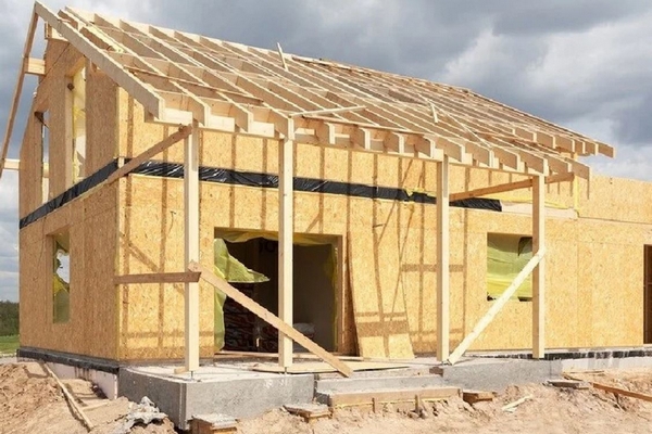 Будинки з СІП панелей: чому вони такі затребувані та які мають недоліки