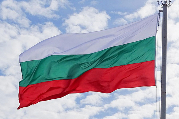 Юридические нюансы запрета: Кому Болгария продолжит поставлять топливо, несмотря на паузу в ЕС