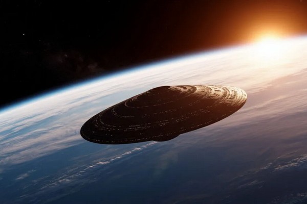 Новая цель SETI: Наш собственный спутник — Луна. Почему ученые ищут инопланетян там