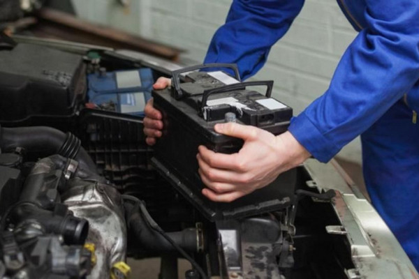 Пять (5) преимуществ установки более мощного аккумулятора на ваш автомобиль