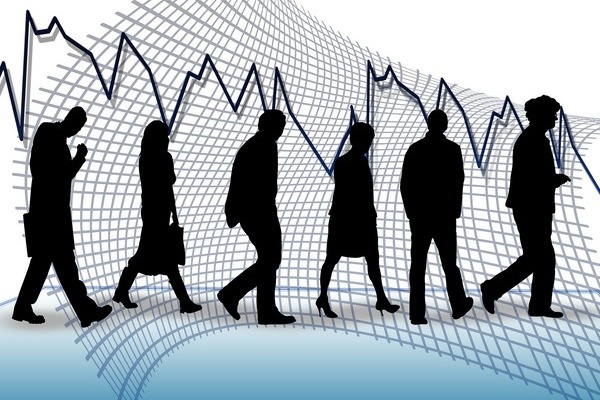 Безработица во Франции 7,7%: какие секторы и типы контрактов пострадали от роста