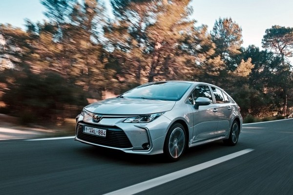 Прогноз: Чего ждать от 13-го поколения Toyota Corolla (2026–2027)