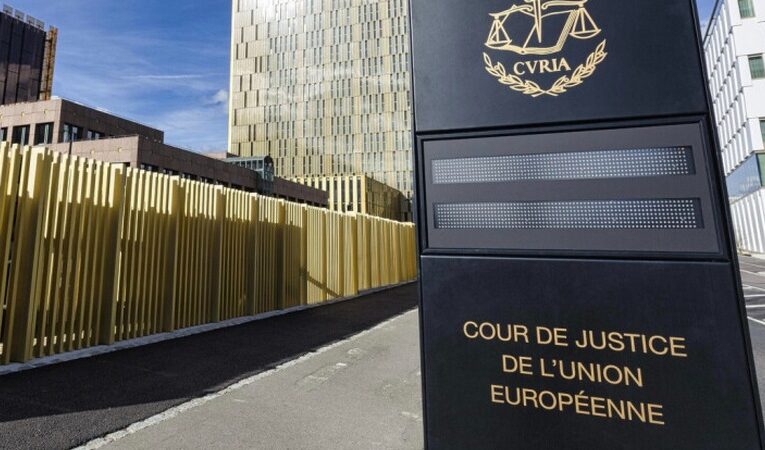 Юрист Суда ЕС одобрил внешние миграционные центры Италии