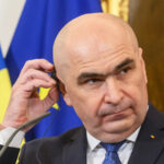 Правительство Румынии на грани краха: вотум недоверия Илие Болояну