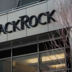 Историческая планка преодолена: под управлением BlackRock находится рекордный объем мирового капитала в 15,34 триллиона долларов