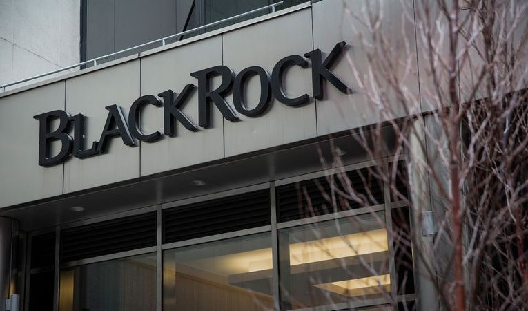 Историческая планка преодолена: под управлением BlackRock находится рекордный объем мирового капитала в 15,34 триллиона долларов