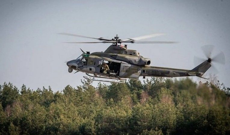 Авиационное ЧП в Чехии: на военной базе потерпел крушение вертолет Venom