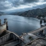Водохранилище с бетонными гидротехническими сооружениями