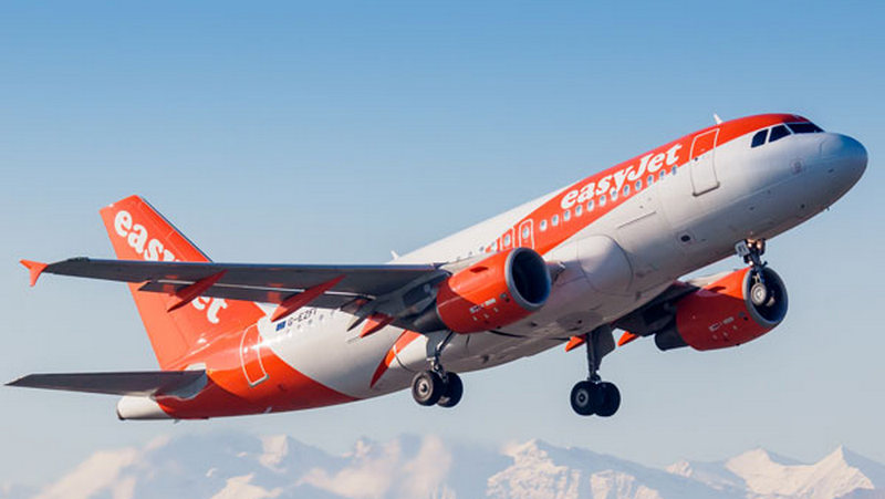 Инвестиционный прорыв в авиации: фонд Apollo приобретает авиаперевозчика easyJet