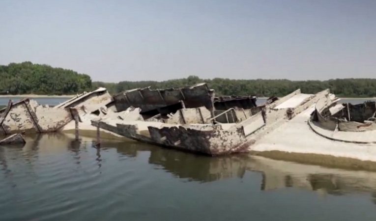 Эхо Второй мировой войны: из-за засухи на Дунае показался затонувший немецкий флот